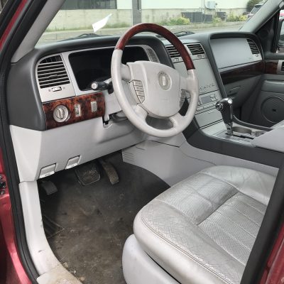 2005 Lincoln Navigator 3